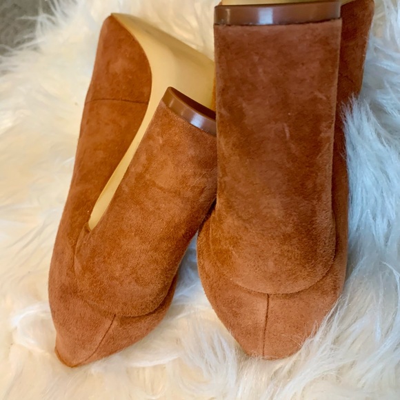 Aldo Caramel Suede Heels Pumps - Picture 6 of 8